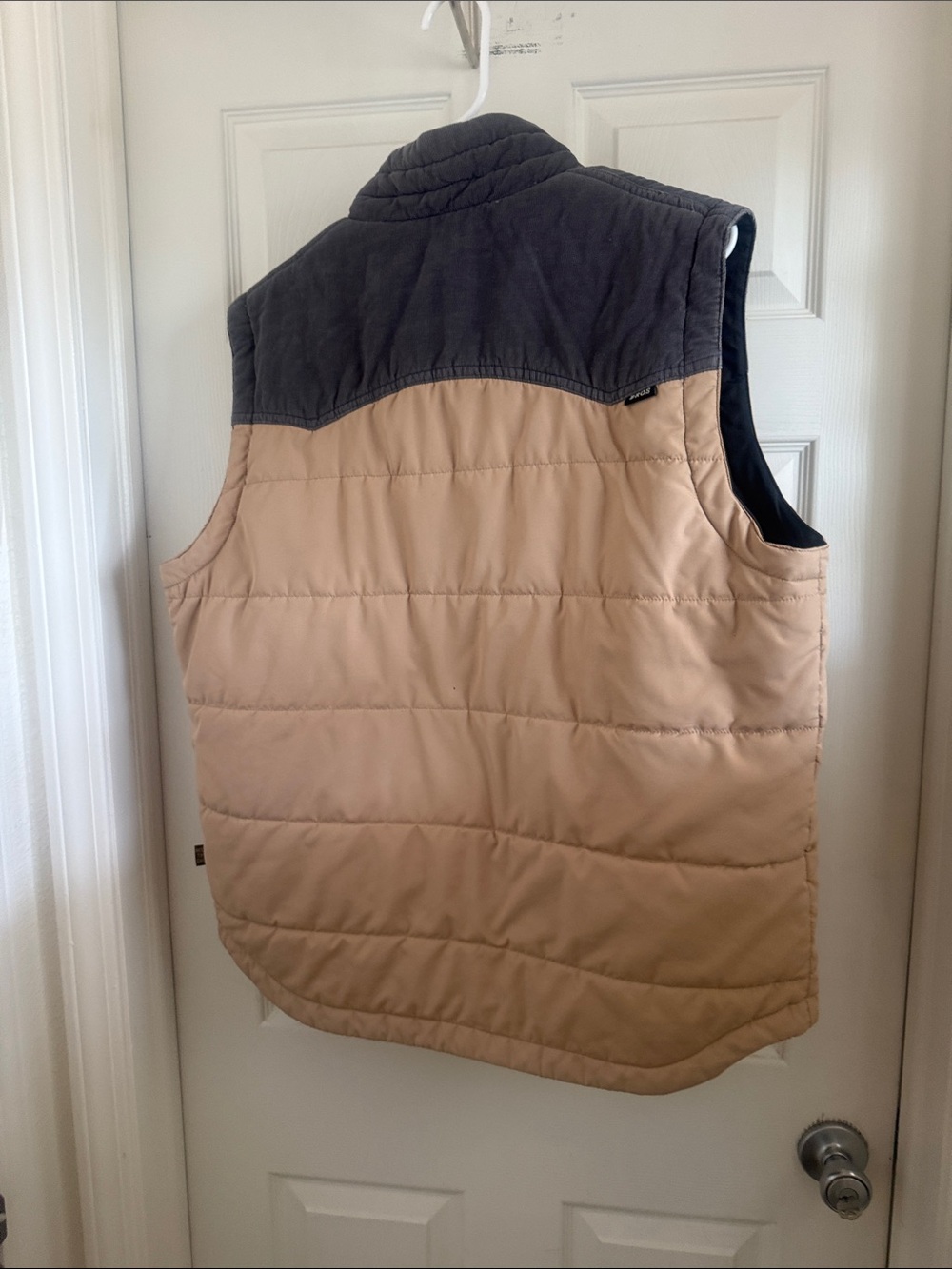 HOWLER BROTHERS Tan/ Gray ROUNDER VEST - Picture 9 of 12